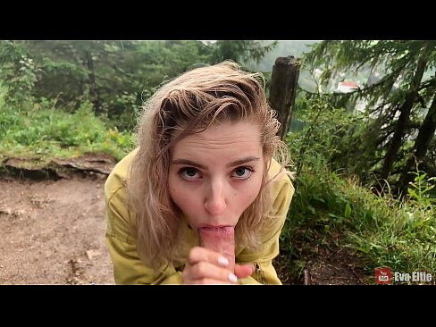 ❤️ Merch yn llyncu cum ar ôl blowjob cyhoeddus - Eva Elfi ❤ Pornor hardd wrthon ni ❌